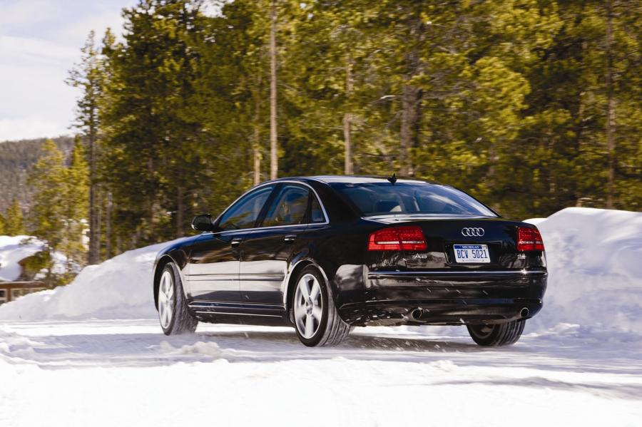  Audi A8 4.2 Quattro (D3) 2008 года  (NA) (фото 5 из 8)